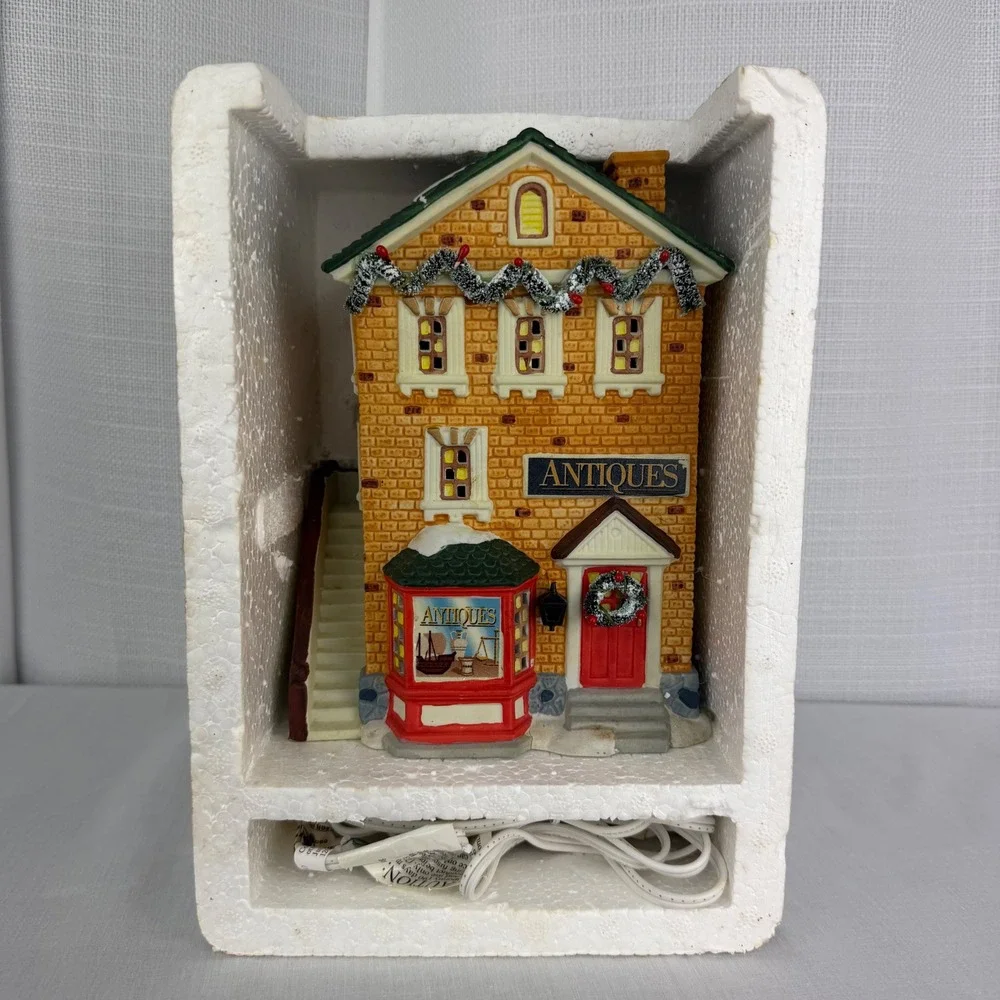 Holiday Living pre owned
